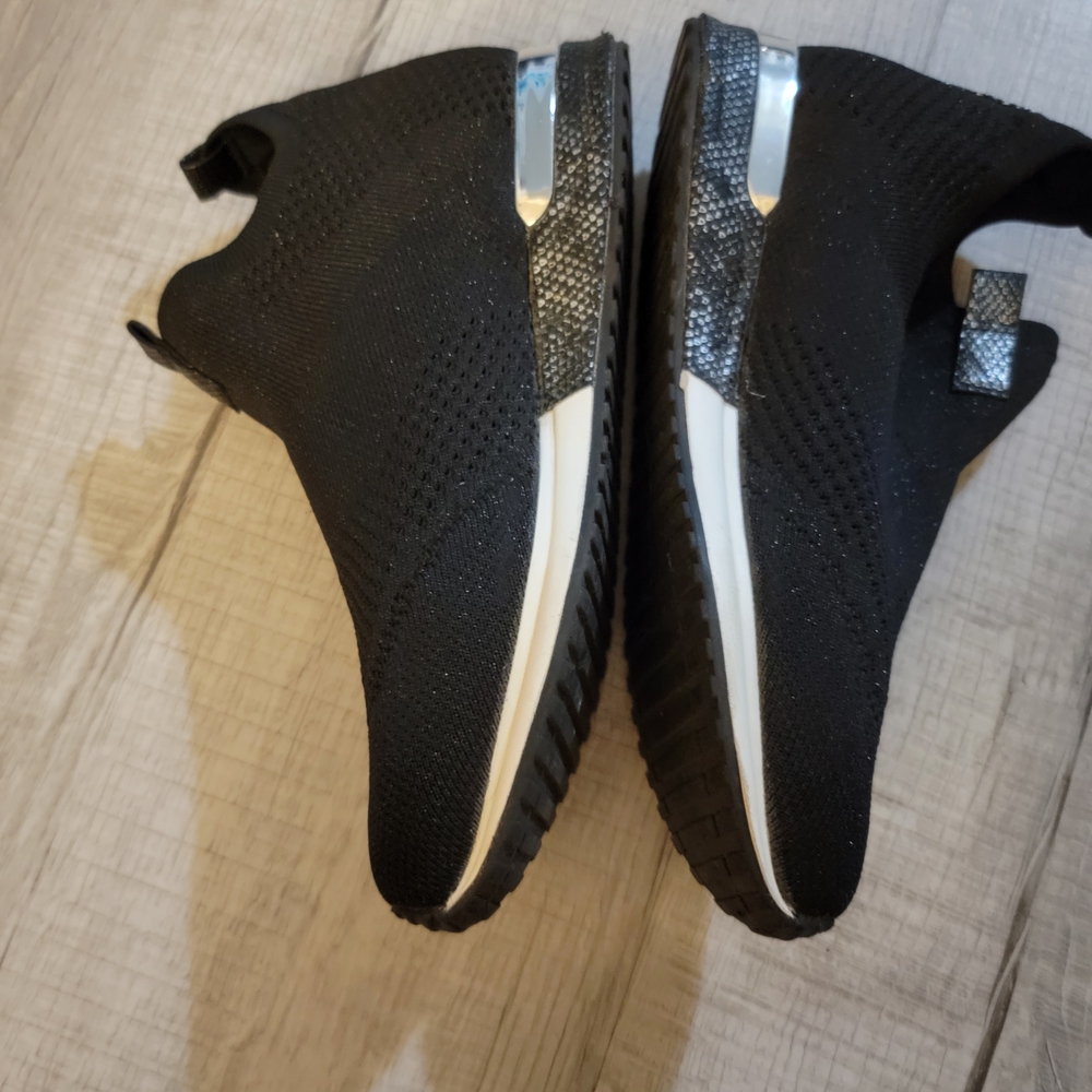 Women's Black Slip-On Sneakers - Picture 4 of 7